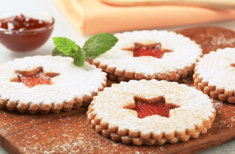 Linzer Cookies