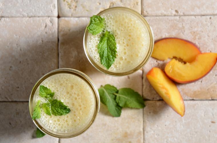 Peach - Pineapple Smoothie 
